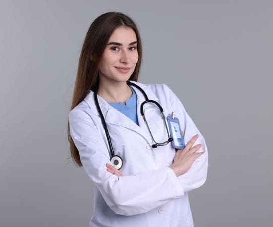 dr. Maya Sari, Sp.PD